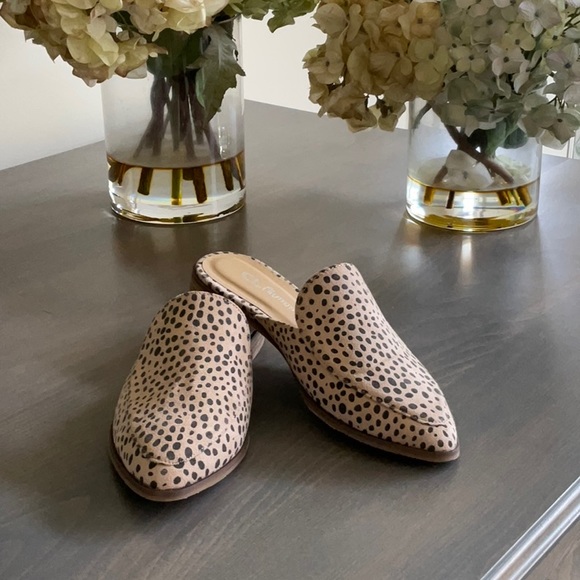 chinese laundry leopard mules